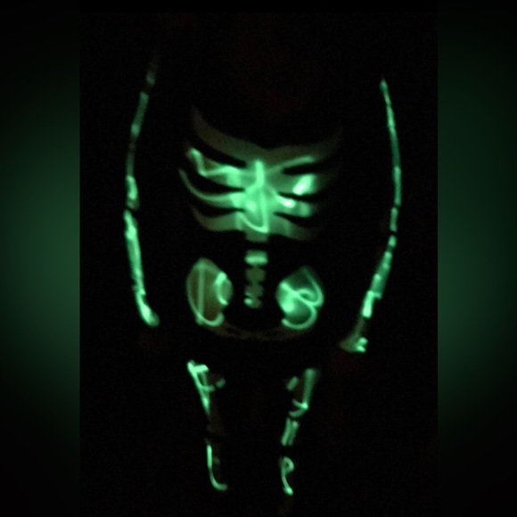 Leg Avenue Women's Glow in The Dark Skeleton Bodysuit Sexy Halloween Costume NEW - Picture 9 of 14
